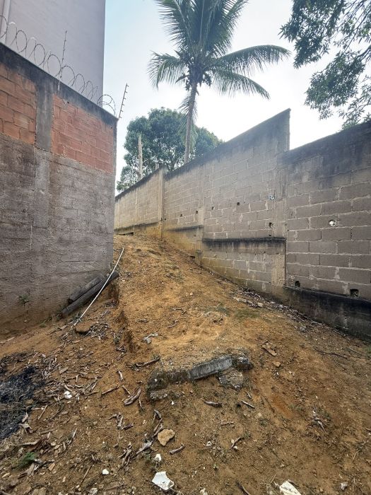ENTRADA DA GARAGEM 